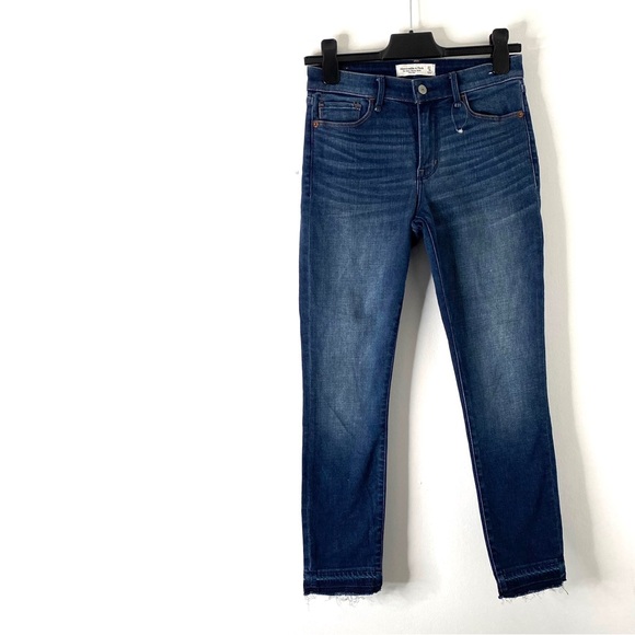 Abercrombie & Fitch The Super Skinny Ankle Mid Rise Jeans NWOT - Picture 1 of 8